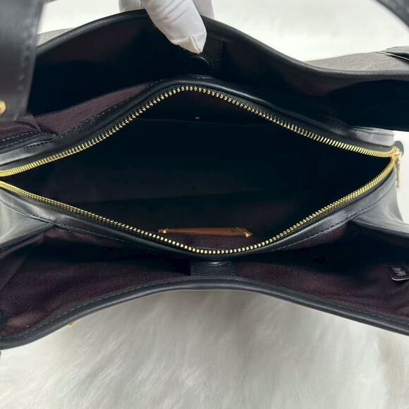 Coach Erin Shoulder Bag In Signature Canvas Gold/Walnut/Black CAQ87 NWT - Picture 7 of 10